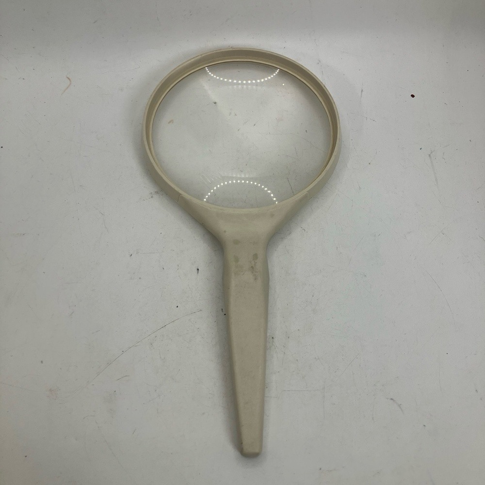 Carson Magnifying Glass Beige Circular Lens‎ Model DS25 Ergonomic Vintage